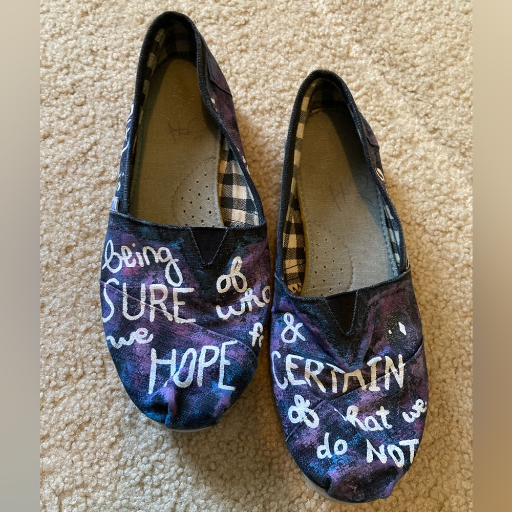 Custom Painted Women’s TOMS